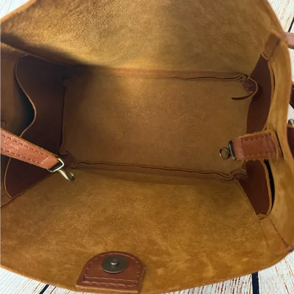 Portland Leather Goods Butterfly Bag - Picture 7 of 11